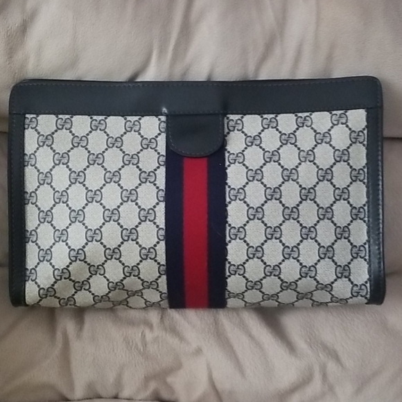 Authentic Vintage Gucci XL rare Clutch - Picture 3 of 8
